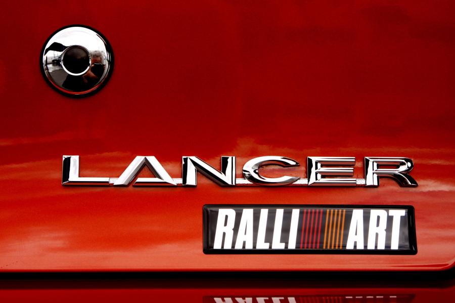  Mitsubishi Lancer Sportback Ralliart 2009 года  (фото 35 из 93)